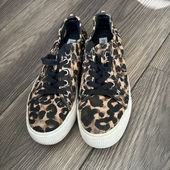 Steve Madden Emmi Women's Leopard Print Platform Sneakers - Picture 1 of 7